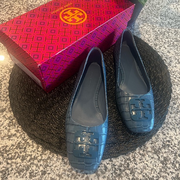 Georgia Ballet Flats TB size 6.5 - Picture 4 of 7